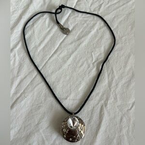 2000s Swarovski eyeshadow necklace